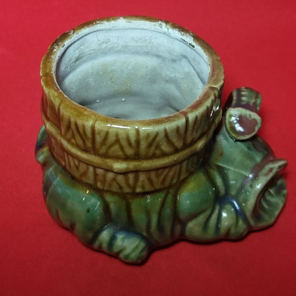 VTG Planter Pot Green Lucky Trunk Up Baby Elephant Ceramic